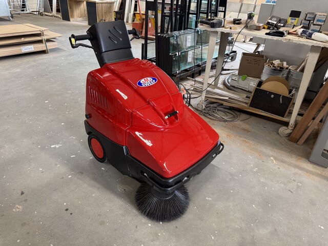 sweep veegmachine van der berg